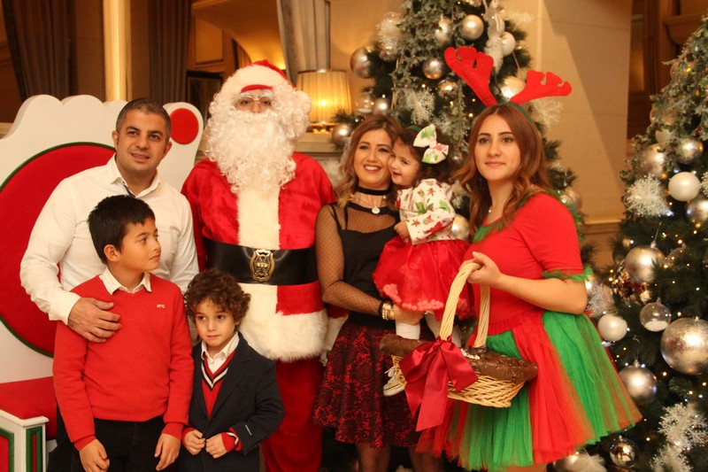 Christmas Night at Cascade Lounge